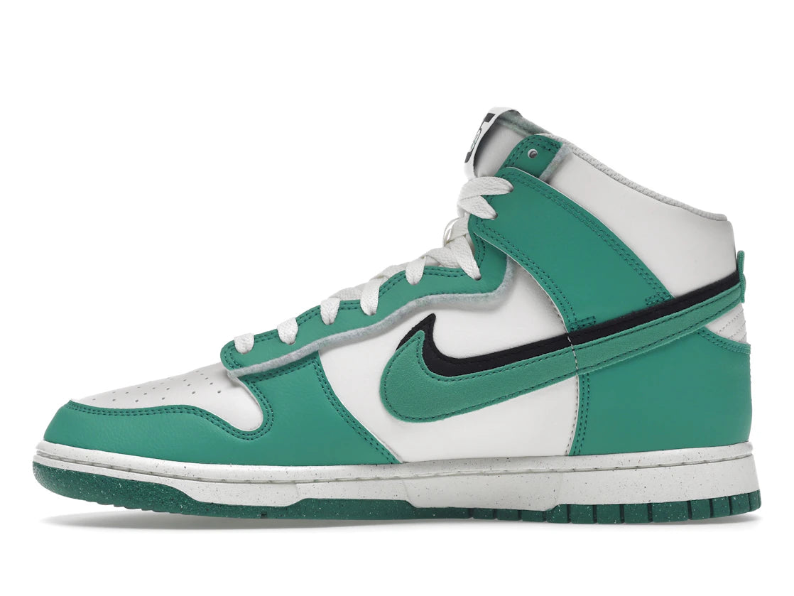 Nike Dunk High SE Stadium Green