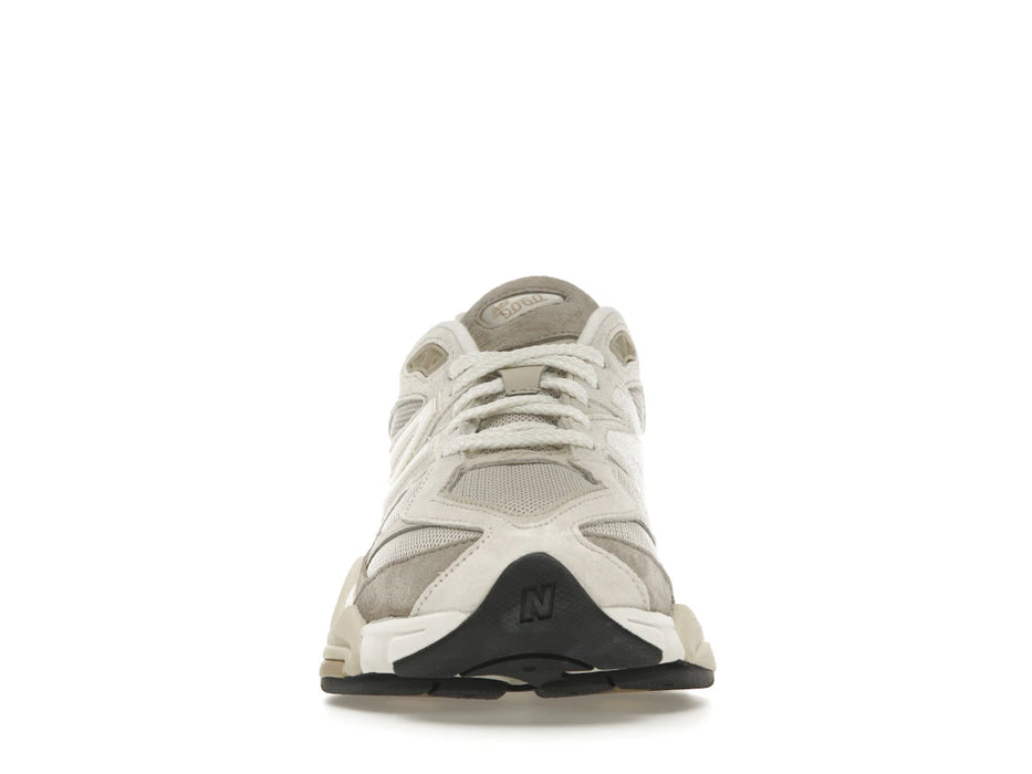 New Balance 9060 Oatmeal