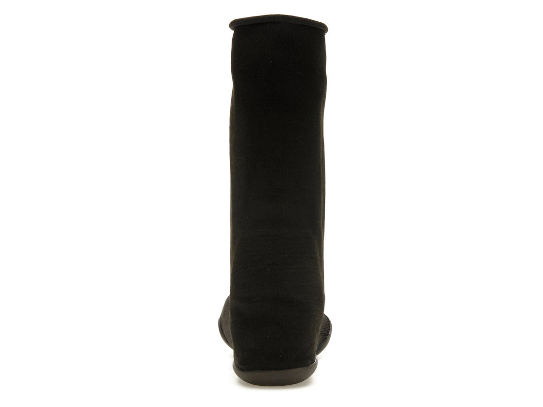YZY Pods Black